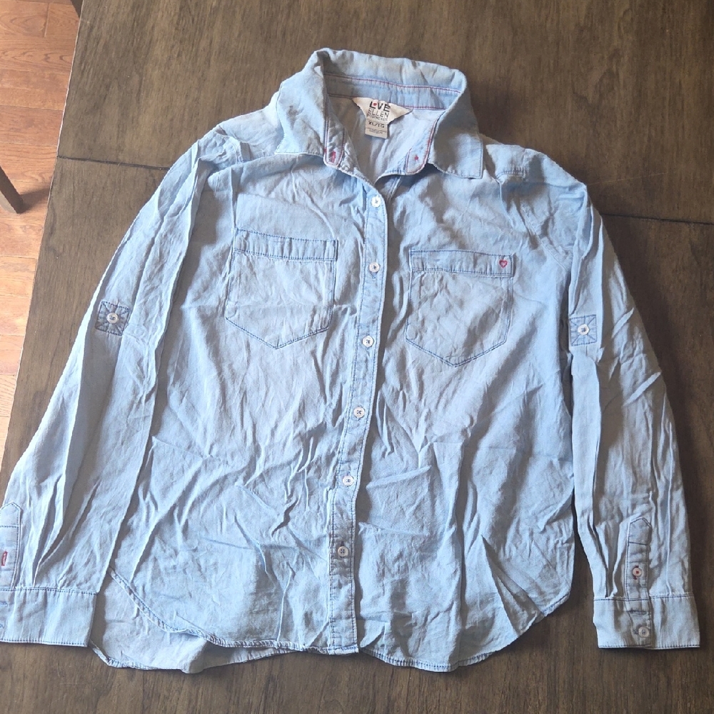 Ellen Degeneres Light Blue Shirt
